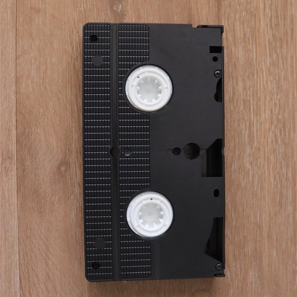 1996 VHS E.T. The Extra-Terrestrial Film - Picture 8 of 9